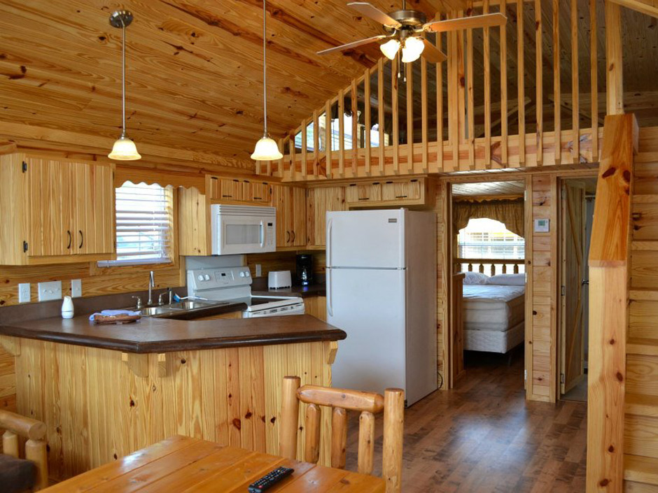 Kentucky Cabins | Family Vacation Cabins | CampJellystone.com